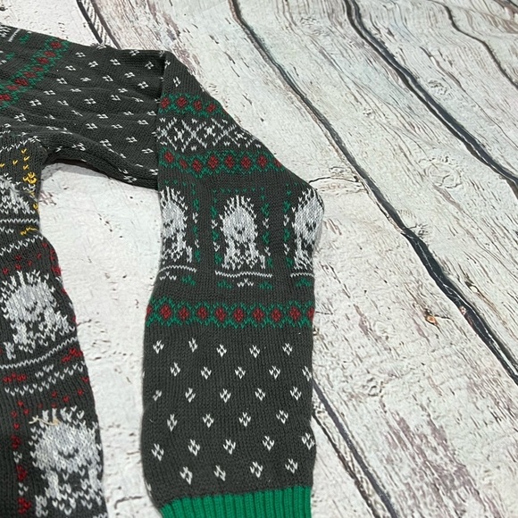 Game of Thrones Last Season Ugly Sweater Holiday Christmas Sweater - Picture 4 of 6